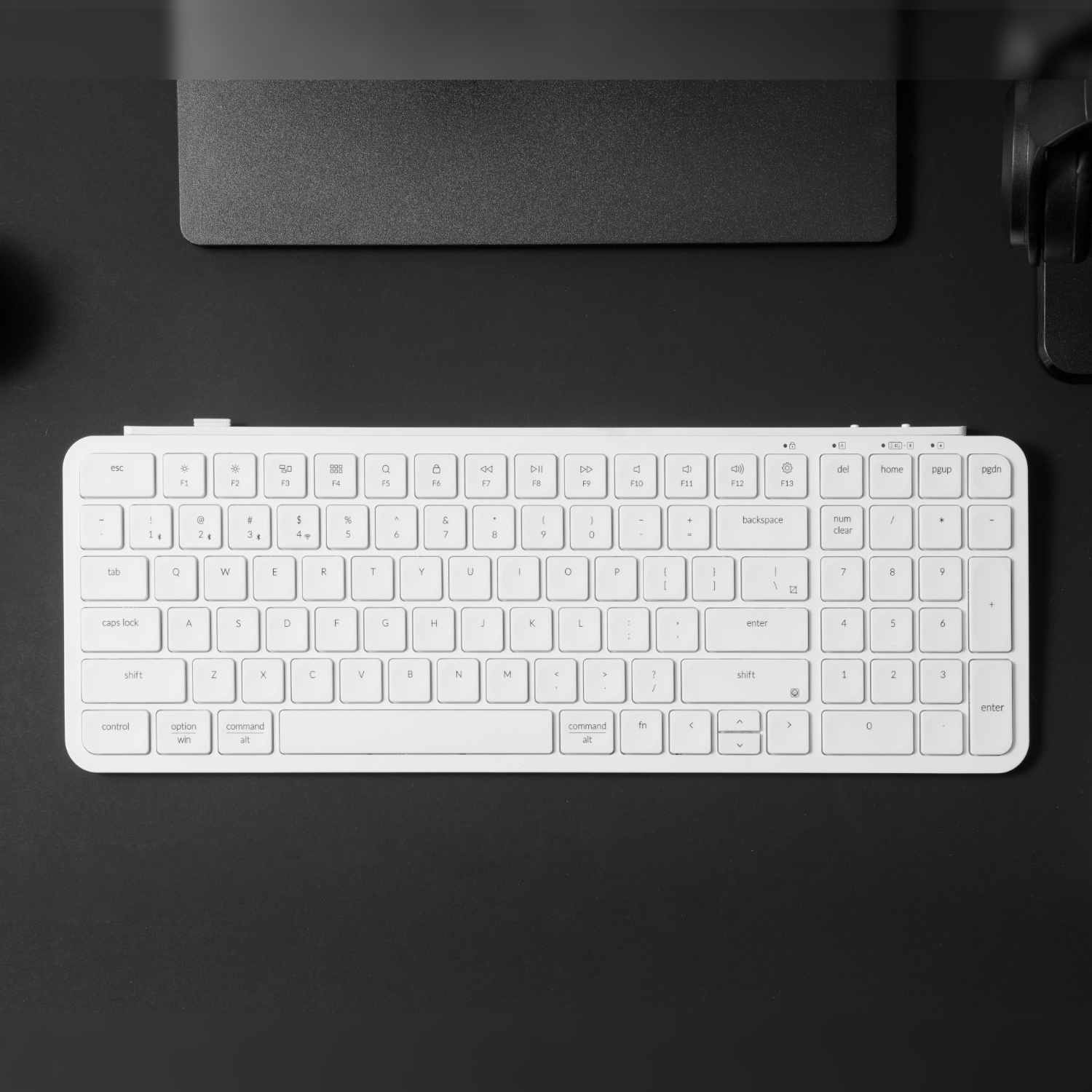 Keychron B2 Pro Ultra-Slim 96% Wireless Keyboard - Ivory White - Image 5