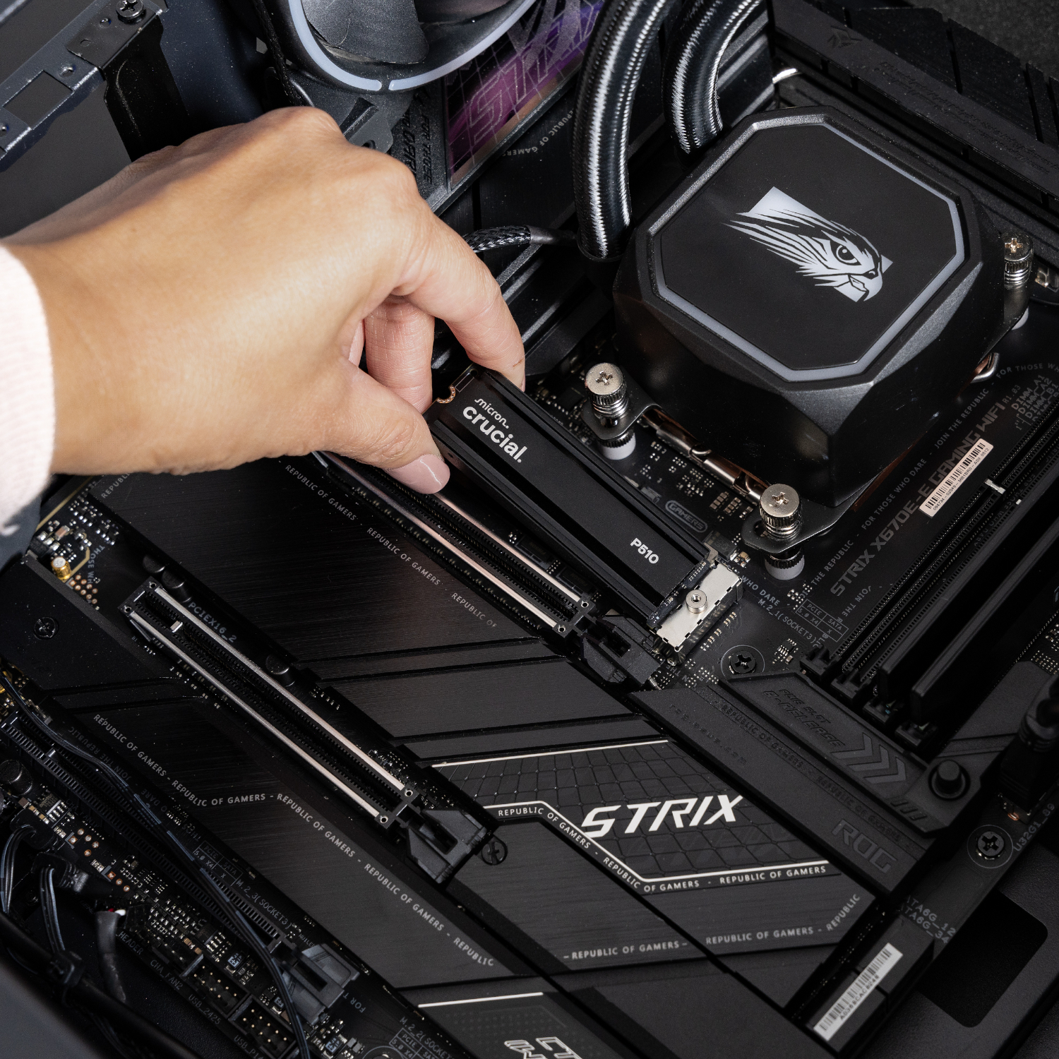 Crucial P510 1TB M.2 Gen5 with Heatsink NVMe 3D NAND SSD - Image 9